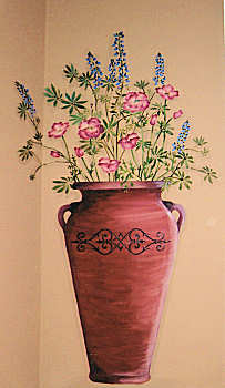 Trompe l'oeil vase with flowers